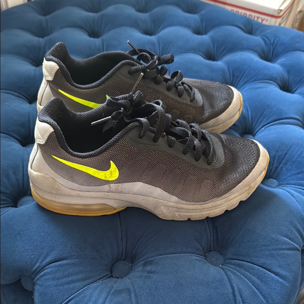 Nike Black and Neon Yellow Athletic sneakers